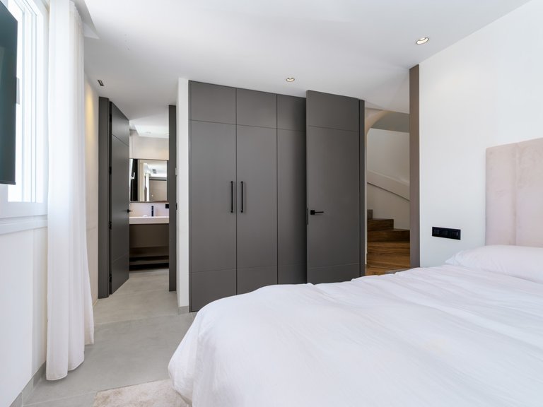 Town House for Sale in Benahavis, Malaga 22