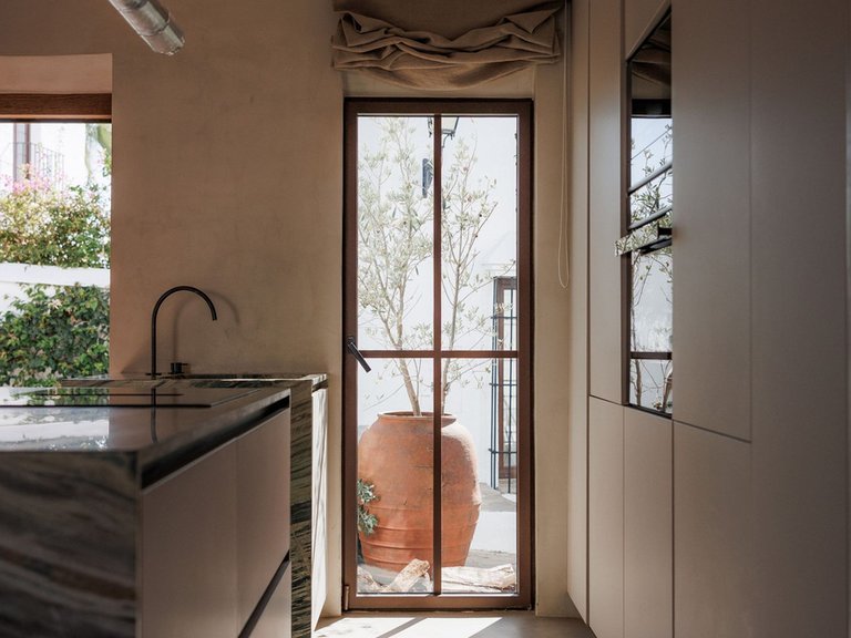 Town House for Sale in Marbella, Malaga, Nueva Andalucia 34