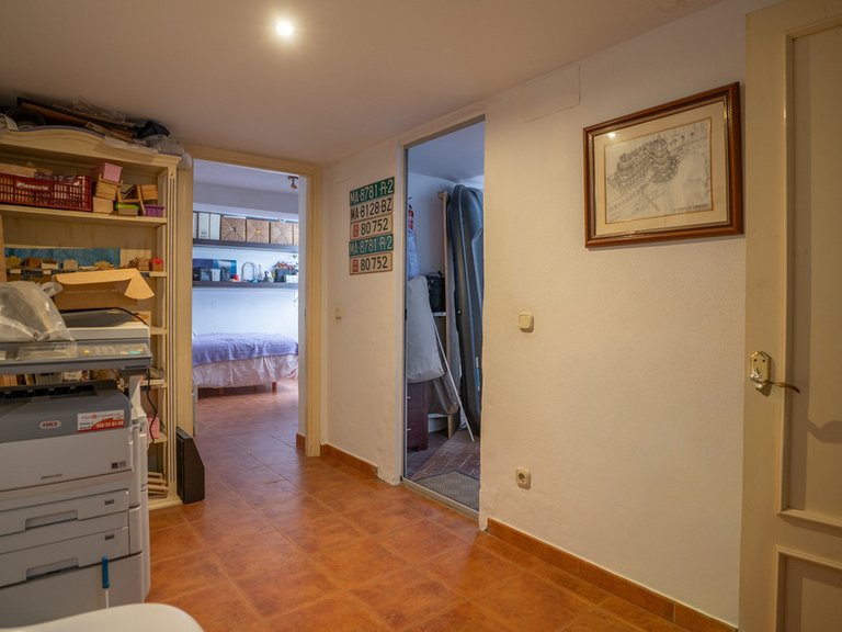 Villa for Sale in Marbella, Malaga 10