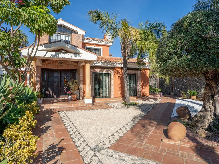 Villa for Sale in Marbella, Malaga 3