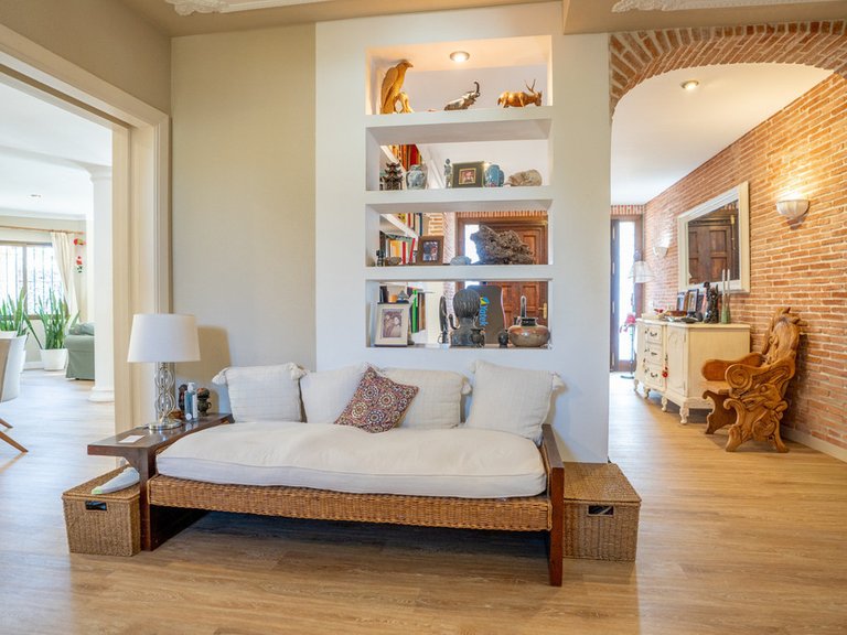 Villa for Sale in Marbella, Malaga 4