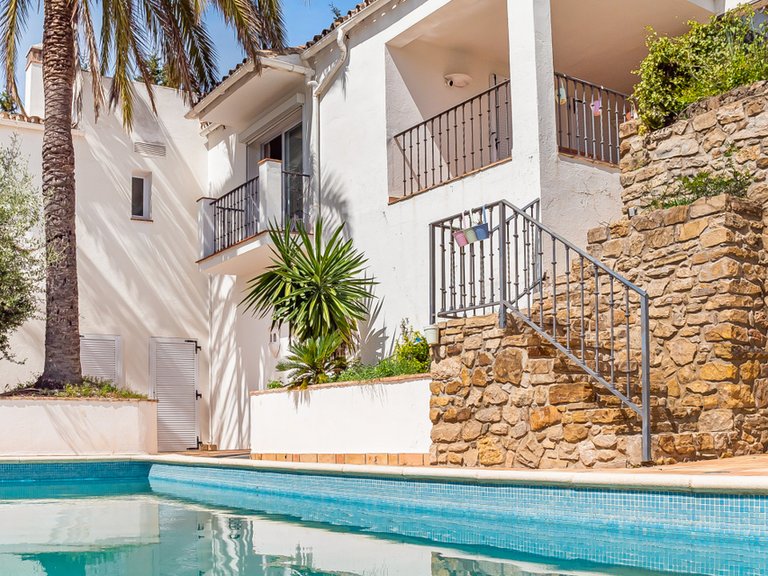 Villa for Sale in Benahavis, Malaga 8