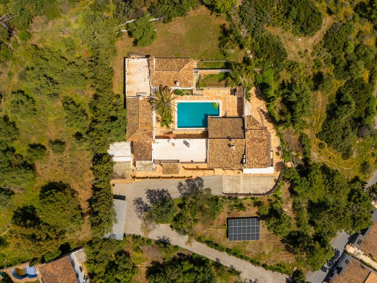 Villa for Sale in Benahavis, Malaga 3