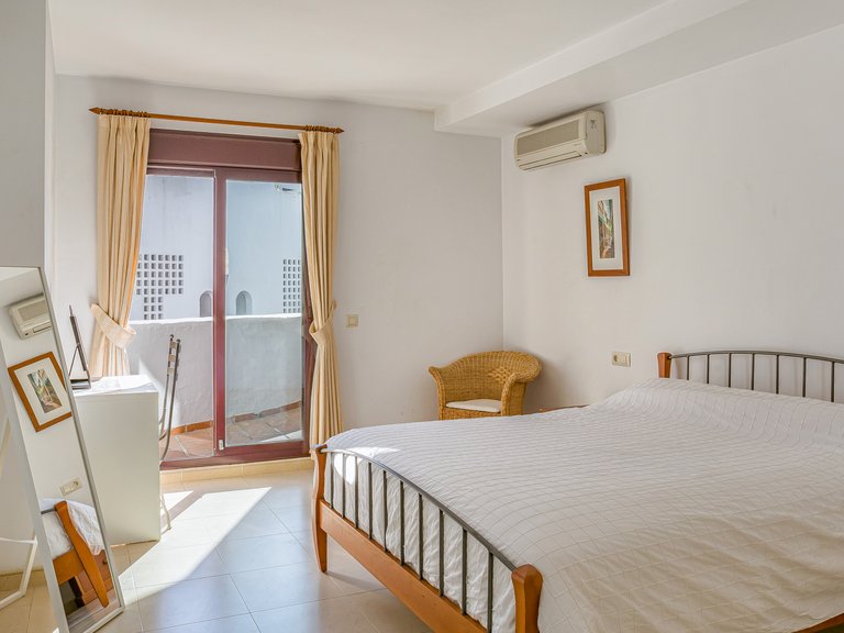 Apartment for Sale in Marbella, Malaga 21