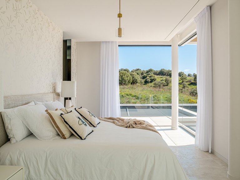 Villa for Sale in Benahavis, Malaga, Paraiso Alto 29