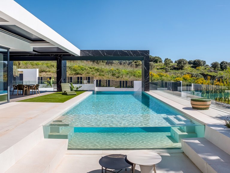 Villa for Sale in Benahavis, Malaga, Paraiso Alto 12