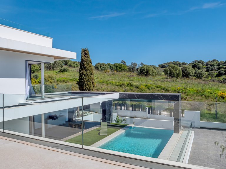 Villa for Sale in Benahavis, Malaga, Paraiso Alto 34