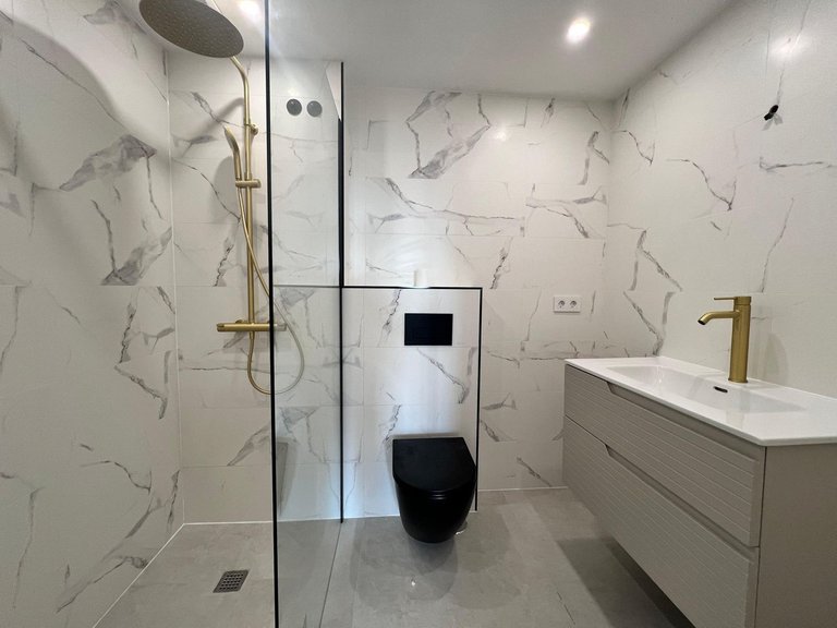 Apartment for Sale in Marbella, Malaga 9