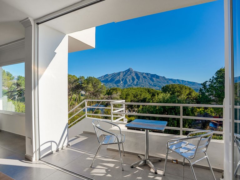 Town House for Sale in Marbella, Malaga 14