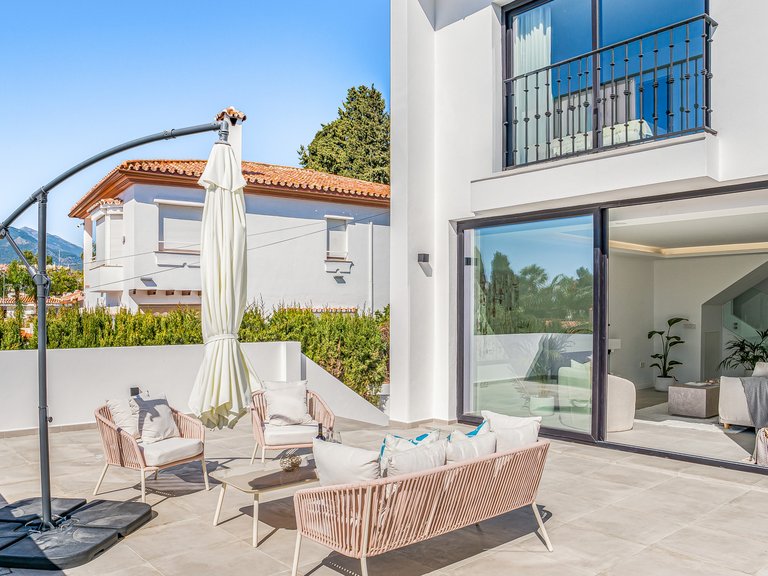 Villa for Sale in Marbella, Malaga 3