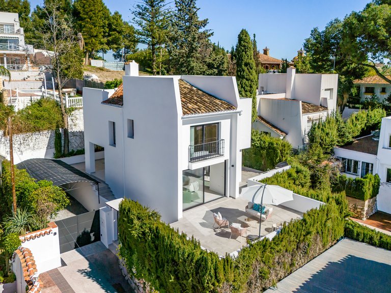 Villa for Sale in Marbella, Malaga 5