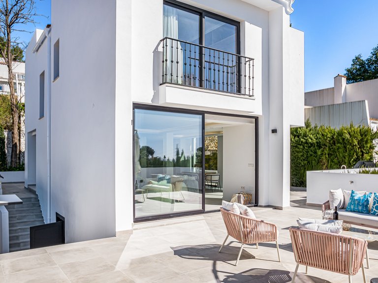 Villa for Sale in Marbella, Malaga 6