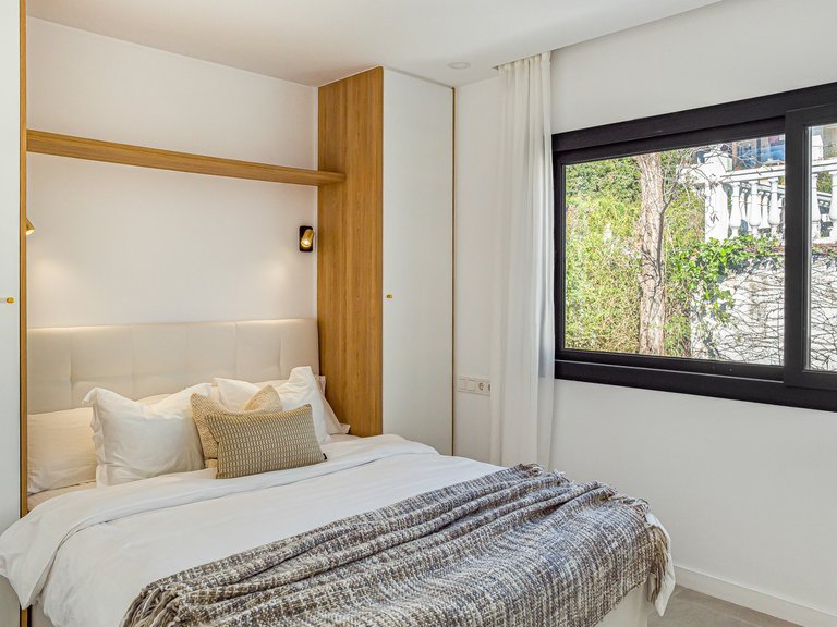 Villa for Sale in Marbella, Malaga 48