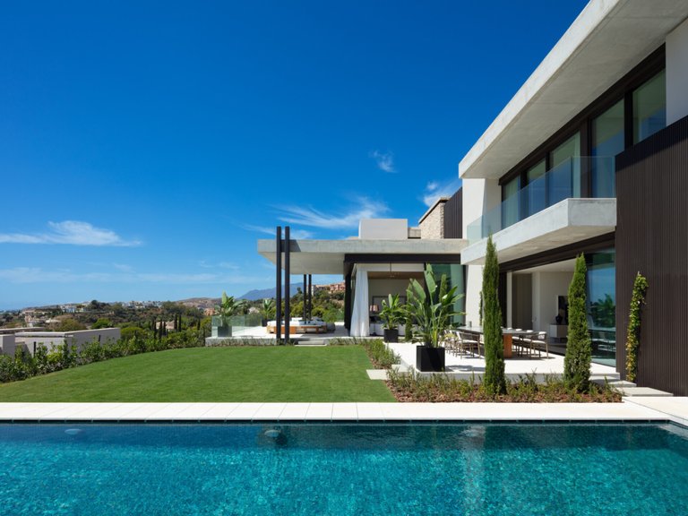 Villa for Sale in Benahavis, Malaga 20