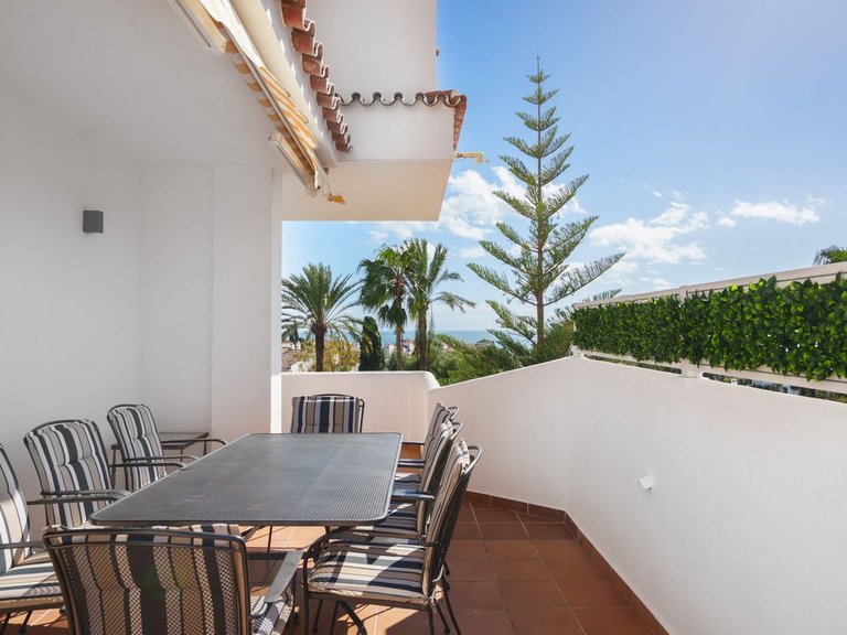 Apartment for Sale in Marbella, Malaga, Nueva Andalucia 19