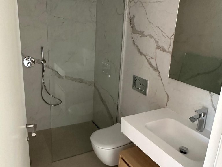 Apartment for Sale in Marbella, Malaga, Marbella Golden Mile 18