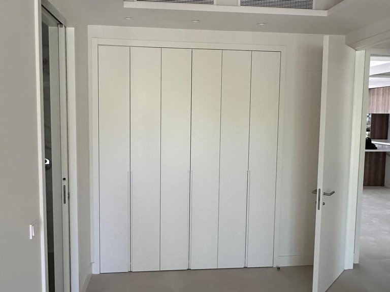 Apartment for Sale in Marbella, Malaga, Marbella Golden Mile 21