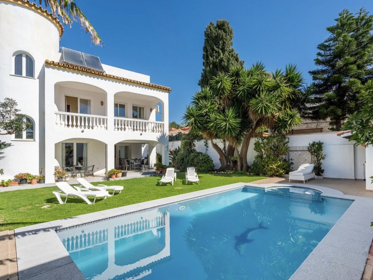 Villa till salu 3