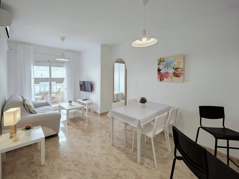 Apartment for sale in Torrevieja, Alicante 1