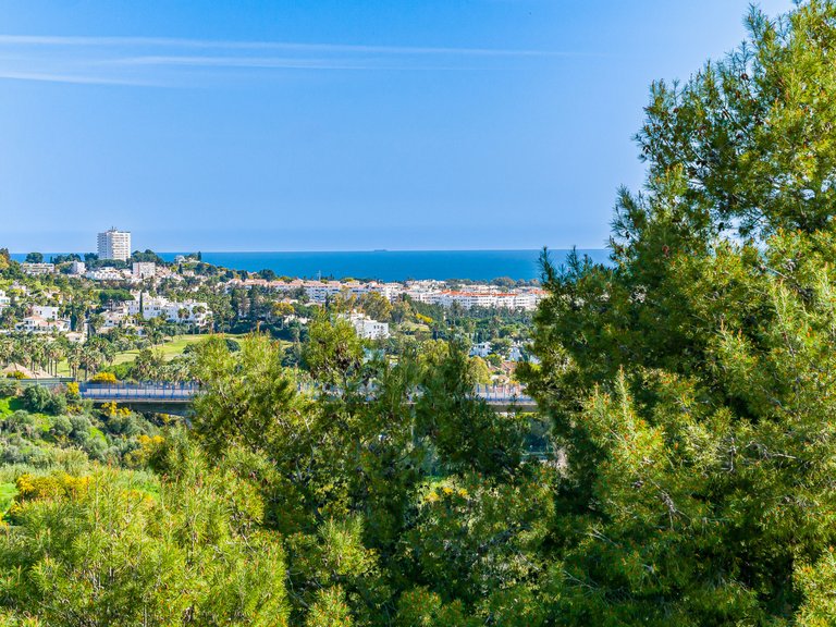 Penthouse for Sale in Benahavis, Malaga 31