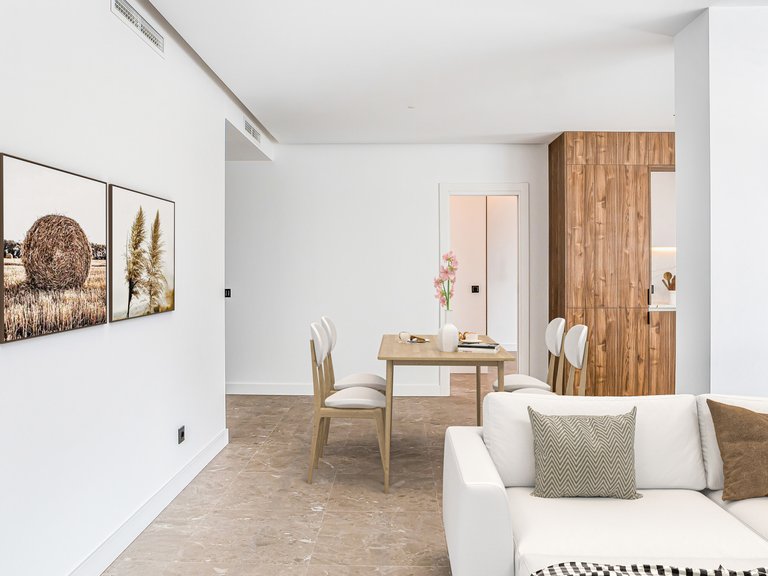 Penthouse for Sale in Benahavis, Malaga 9
