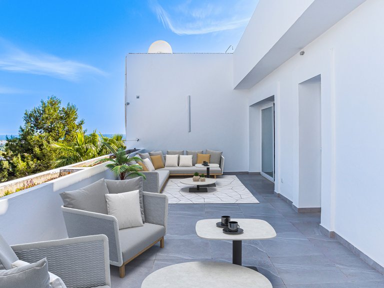 Penthouse for Sale in Benahavis, Malaga 10