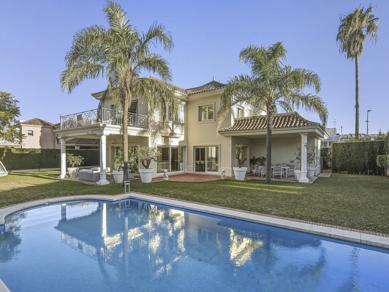Villa te koop 1