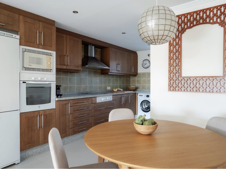 Apartment for Sale in Marbella, Malaga, Nueva Andalucia 4