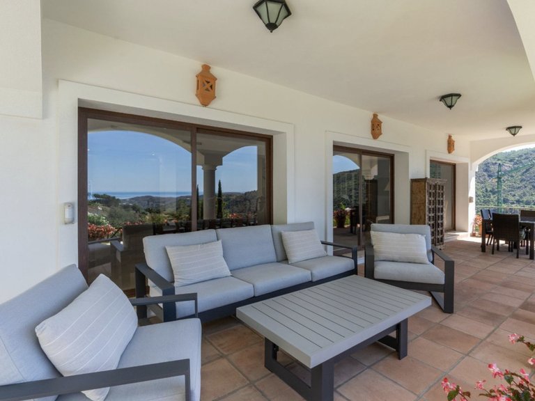 Villa for Sale in Benahavis, Malaga, 29