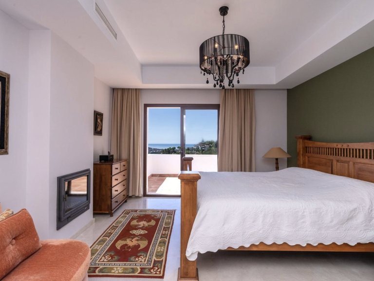 Villa for Sale in Benahavis, Malaga, 20