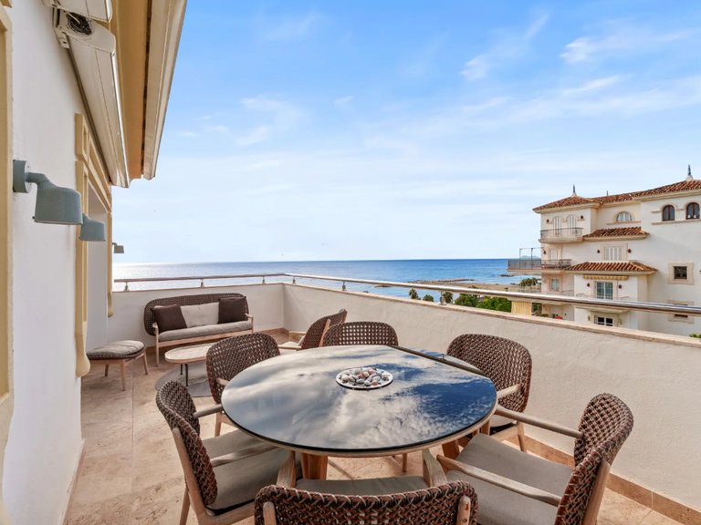 Penthouse for Sale in Marbella, Malaga 8