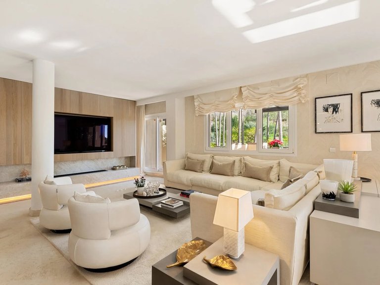Apartment for Sale in Marbella, Malaga 14