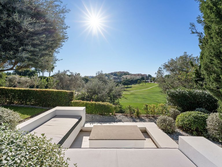 Villa for Sale in Marbella, Malaga, Nueva Andalucia 6