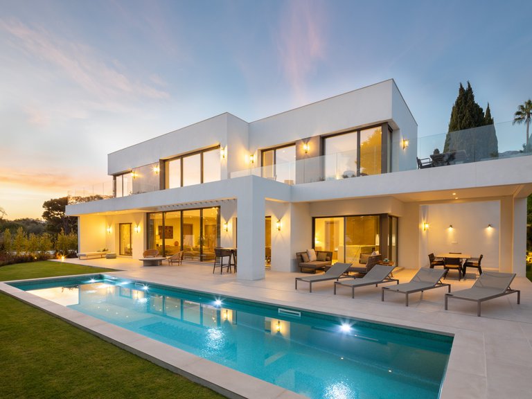Villa for Sale in Marbella, Malaga 12