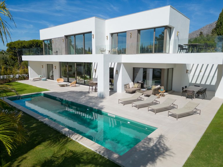 Villa for Sale in Marbella, Malaga 1