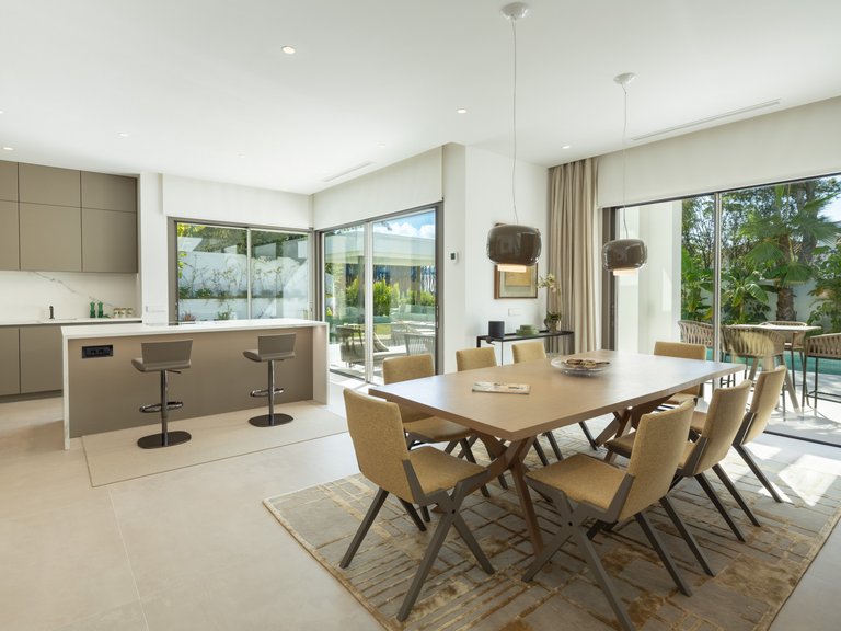 Villa for Sale in Marbella, Malaga 28