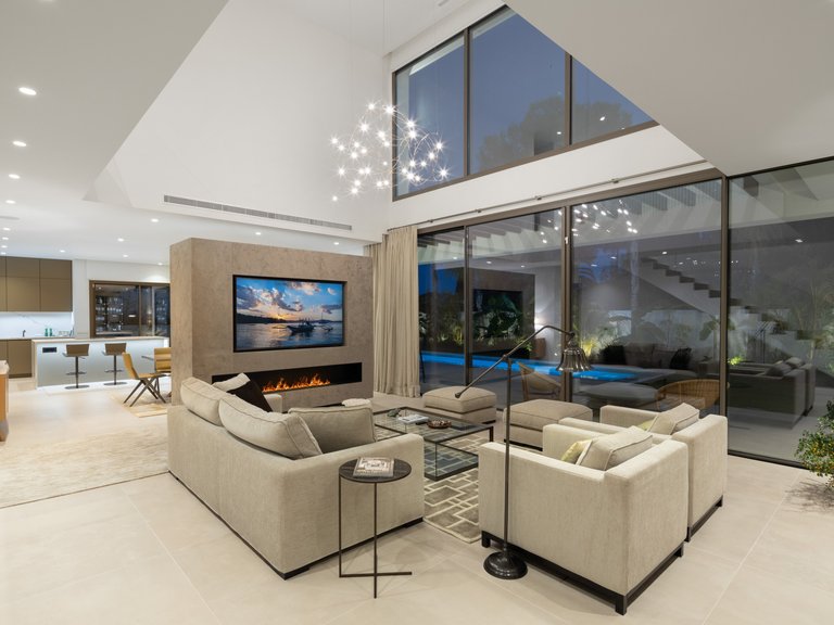 Villa for Sale in Marbella, Malaga 3