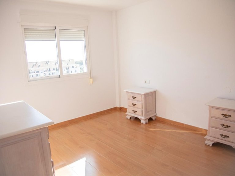 Apartment for Sale in San Pedro de Alcantara, Malaga, S. Pedro Centro 5