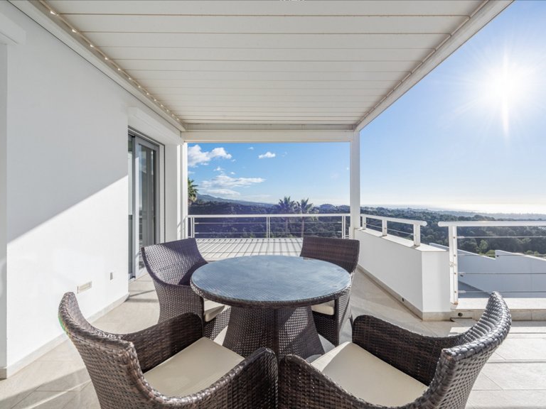Villa for Sale in Marbella, Malaga 18