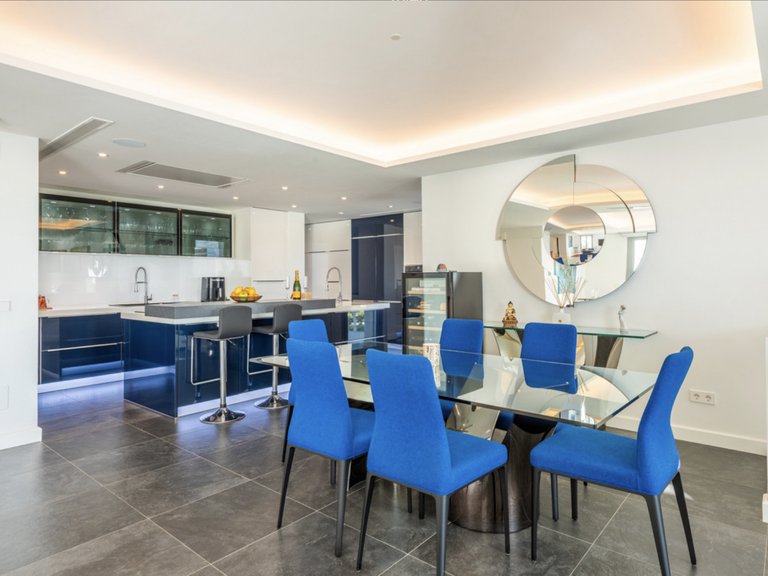 Villa for Sale in Marbella, Malaga 38