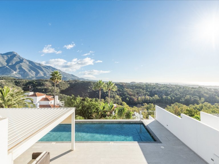 Villa for Sale in Marbella, Malaga 13