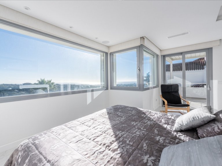 Villa for Sale in Marbella, Malaga 4