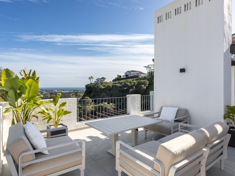 Town House for Sale in Benahavis, Malaga, Altos de La Quinta 2