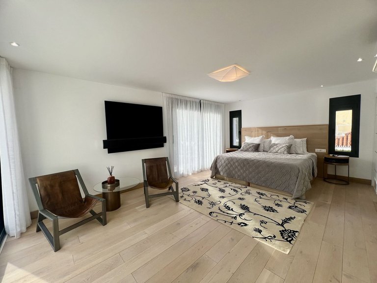 Villa for Sale in Marbella, Malaga 6