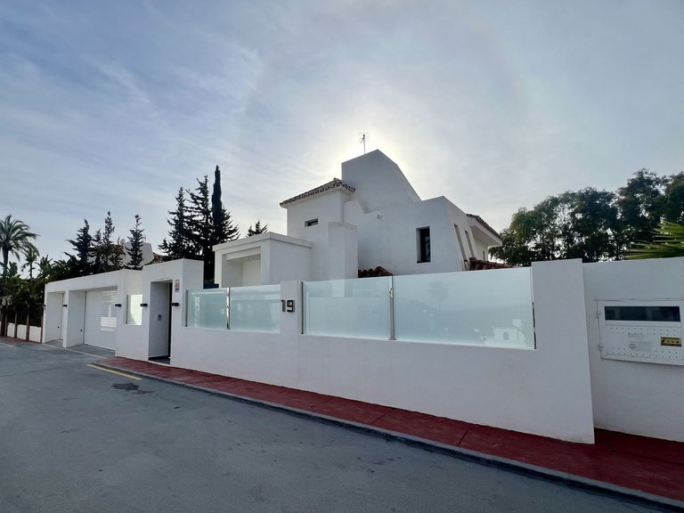 Villa for Sale in Marbella, Malaga 20