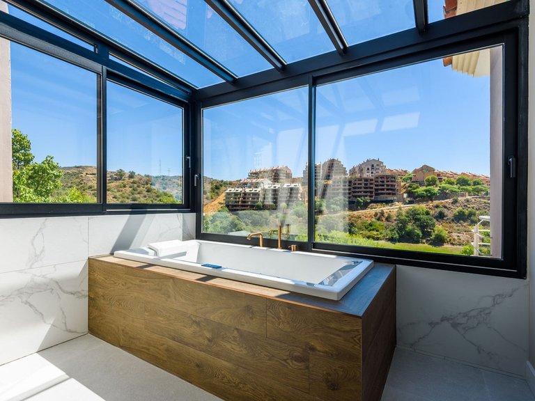 Villa for Sale in Marbella, Malaga 27