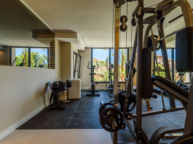 Villa for Sale in Marbella, Malaga 11