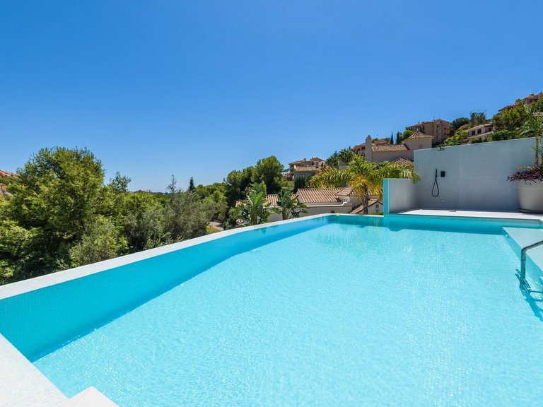 Villa for Sale in Marbella, Malaga 13