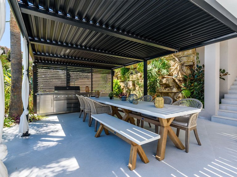 Villa for Sale in Marbella, Malaga 48