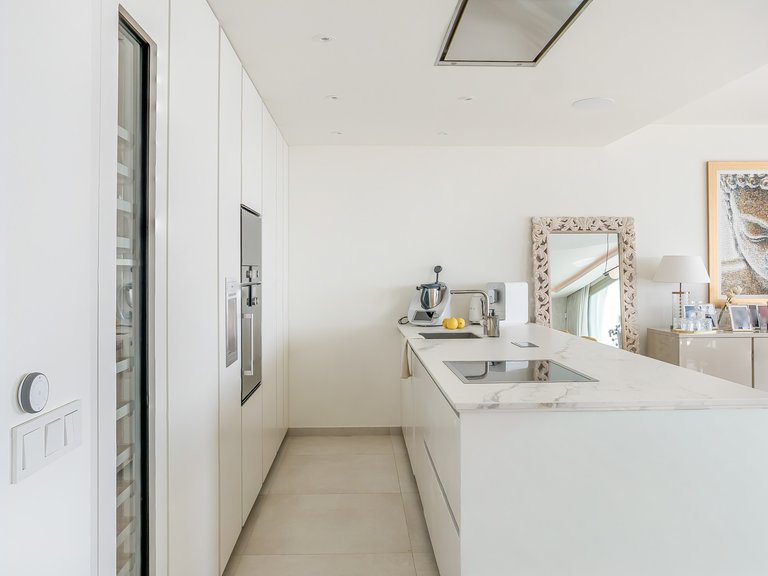 Apartment for Sale in Marbella, Malaga 28